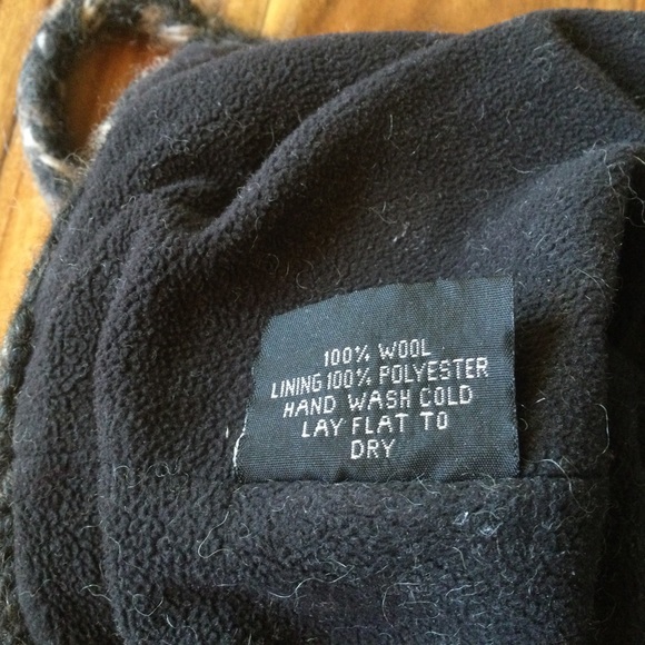 ✔️ Everest Wool Hat with Earflaps Made in Nepal - Picture 2 of 8